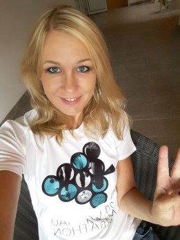 2017-09-16-18-21-23-587