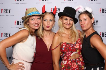 2019-08-02-19-17-59-446