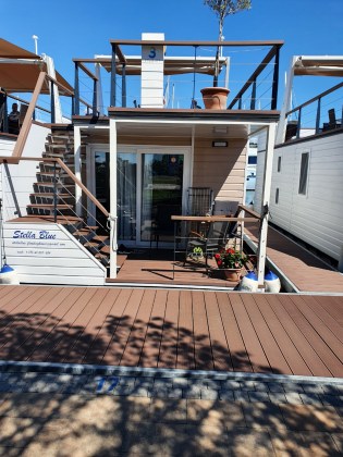 PicsArt_06-15-04.39.35